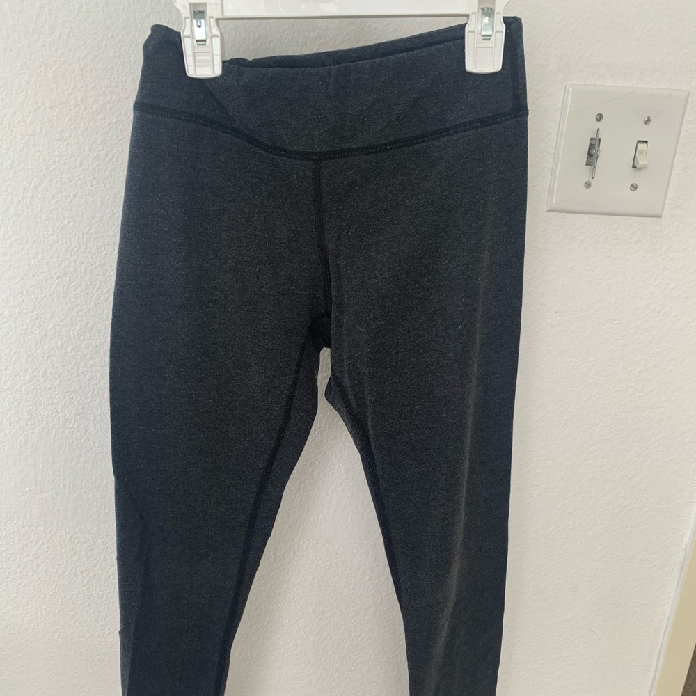 Dark grey leggings